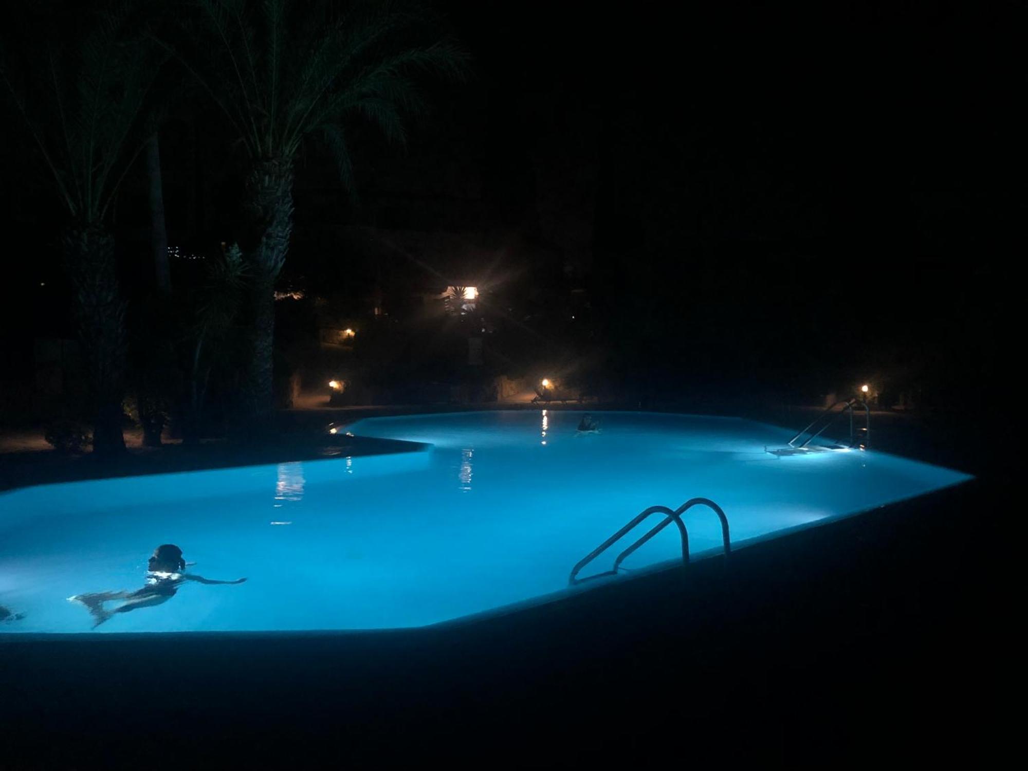 Newly Renovated- Regina Gardens 1, Venus Beach 500 M, Sea&Sunsets View, License Ooo7141 Paphos Eksteriør bilde